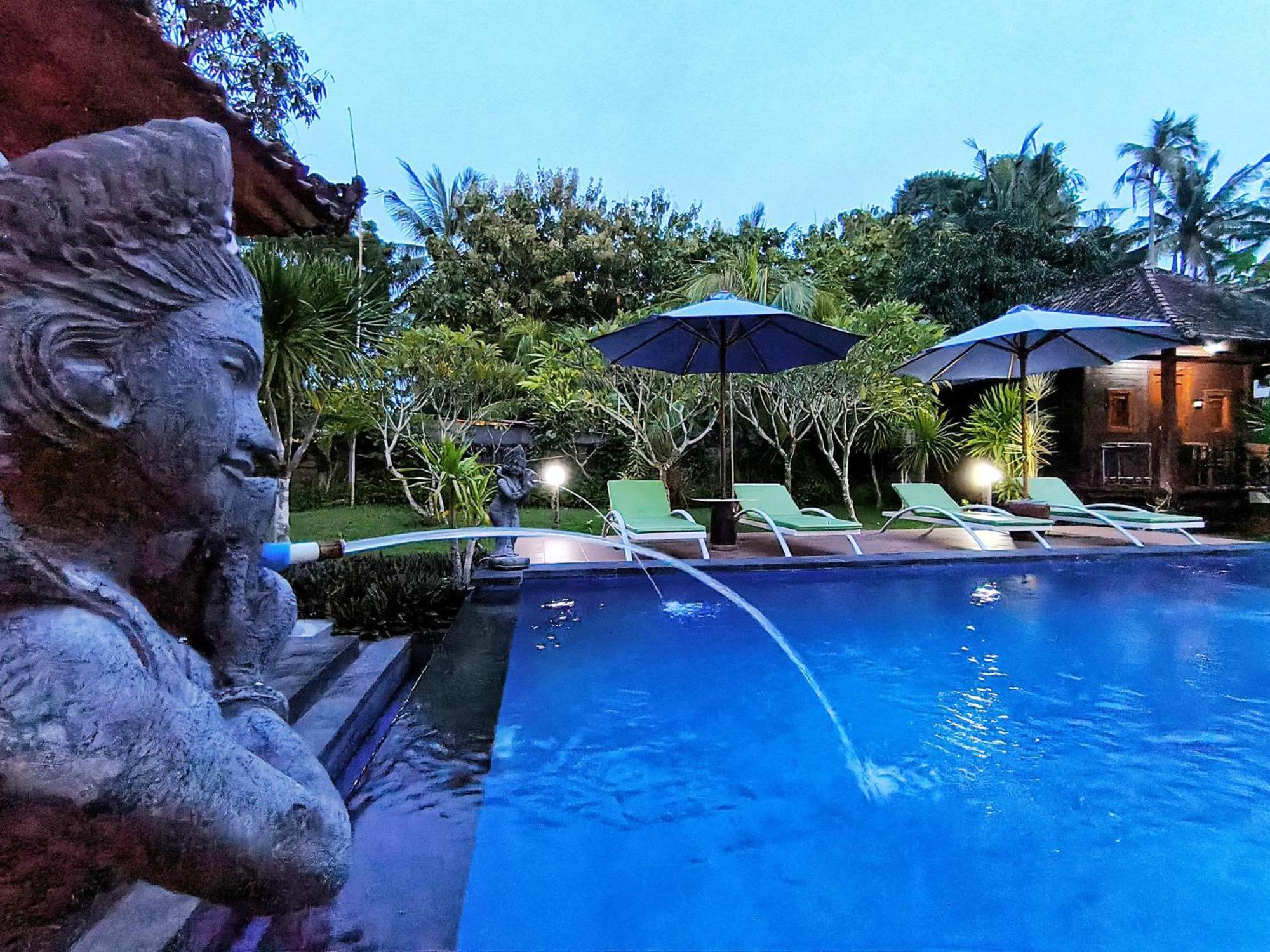 ホテル Puri Soka Lembongan By Abm エクステリア 写真